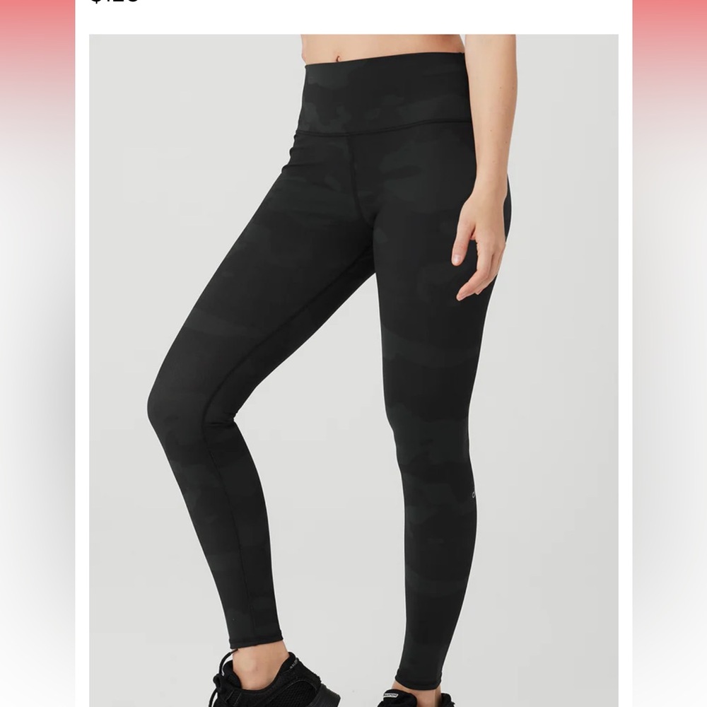 Alo Size Small Black Camo Vapor Leggings